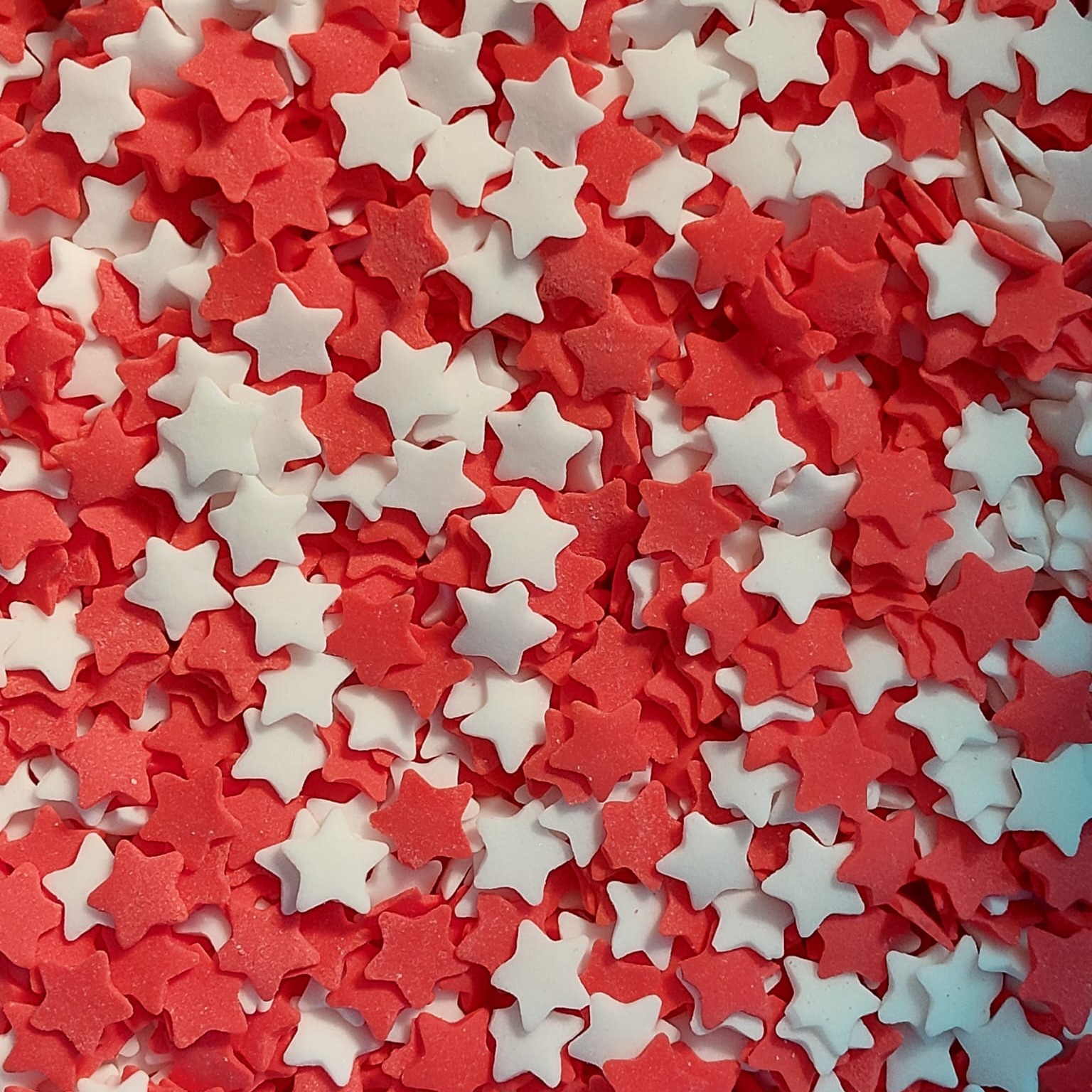 Suikerdecoratie sterren rood-wit